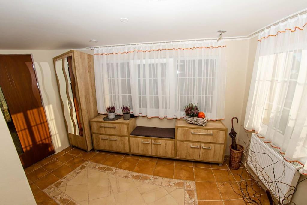 Zlty Domcek - Apartman Svabovce 外观 照片